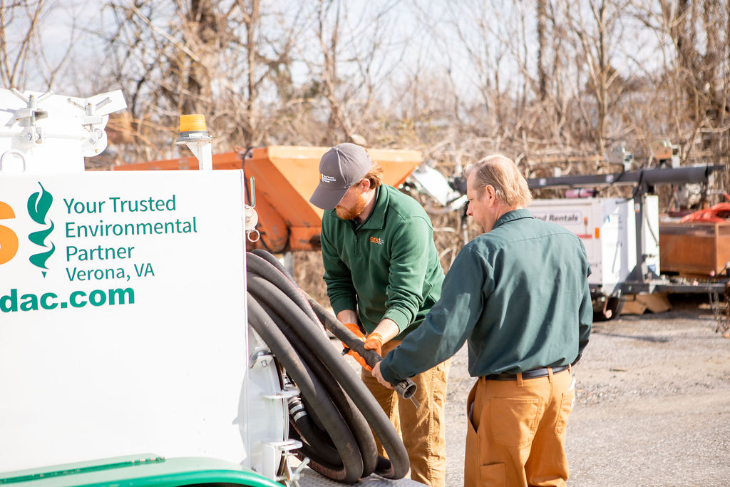 vacuum truck for oil tank removal